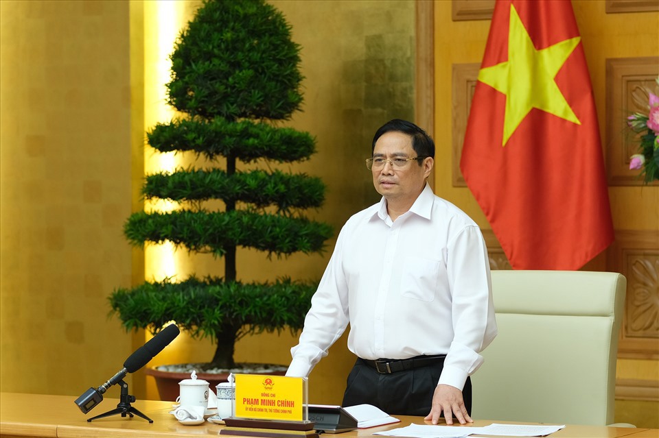 Thủ tướng Phạm Minh Chính phát biểu tại cuộc làm việc với các nhà khoa học, các đơn vị, doanh nghiệp tham gia nghiên cứu, sản xuất  vắc xin phòng chống Covid-19. Nguồn: chinhphu.vn