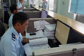 Việt Nam sẽ tăng cường công tác kiểm tra, xác định chứng nhận xuất xứ hàng hóa, nhãn mác hàng hóa để tránh bị “đội lốt” hàng Việt. Nguồn: Internet.