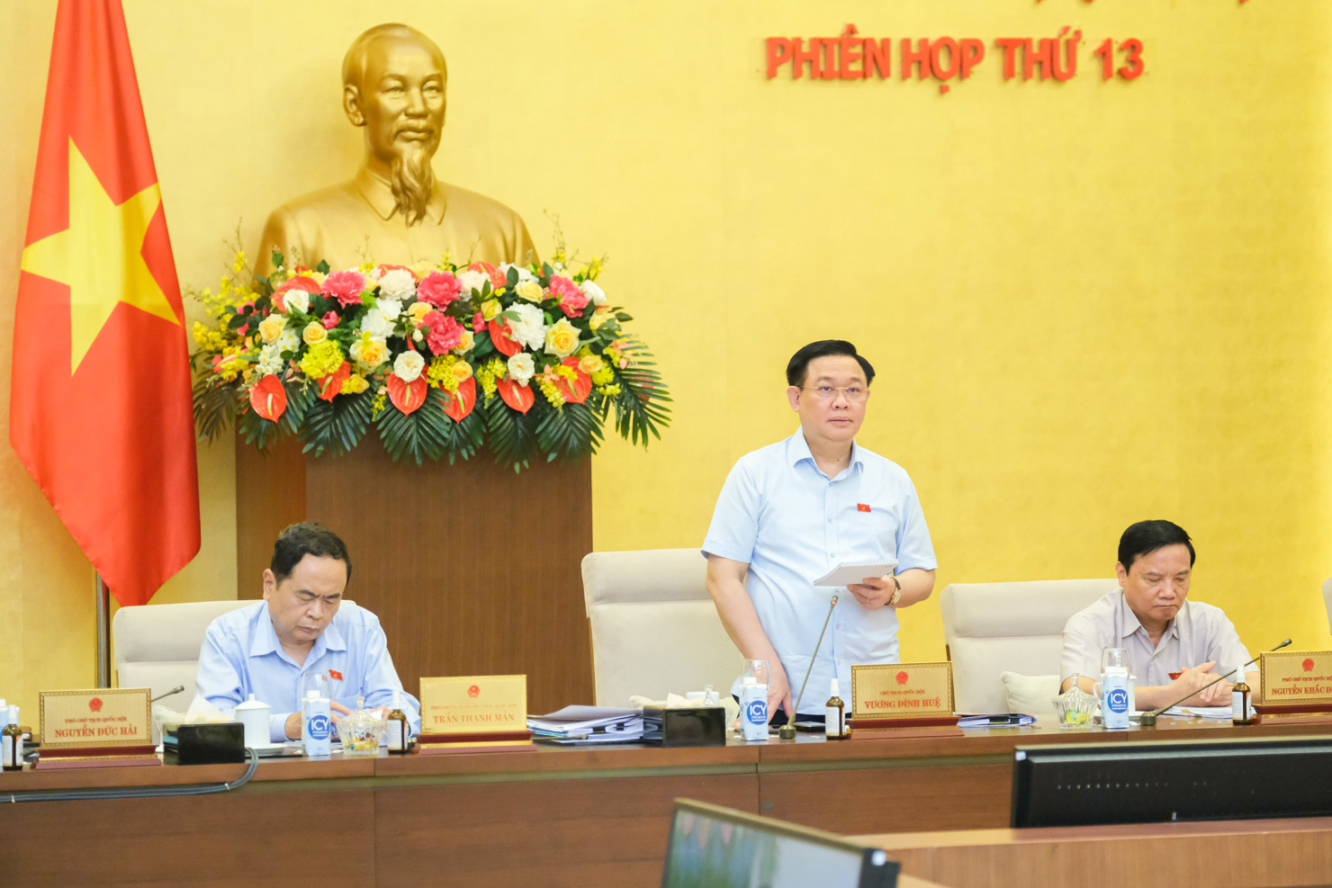 Chủ tịch Quốc hội Vương Đình Huệ phát biểu bế mạc Phiên họp thứ 13 của Ủy ban Thường vụ Quốc hội.