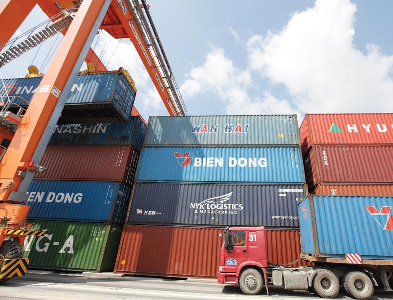 hất lượng dịch vụ logistics giữa doanh nghiệp Việt Nam và doanh nghiệp nước ngoài đang có sự chênh lệch khá lớn. Nguồn: Đ.T