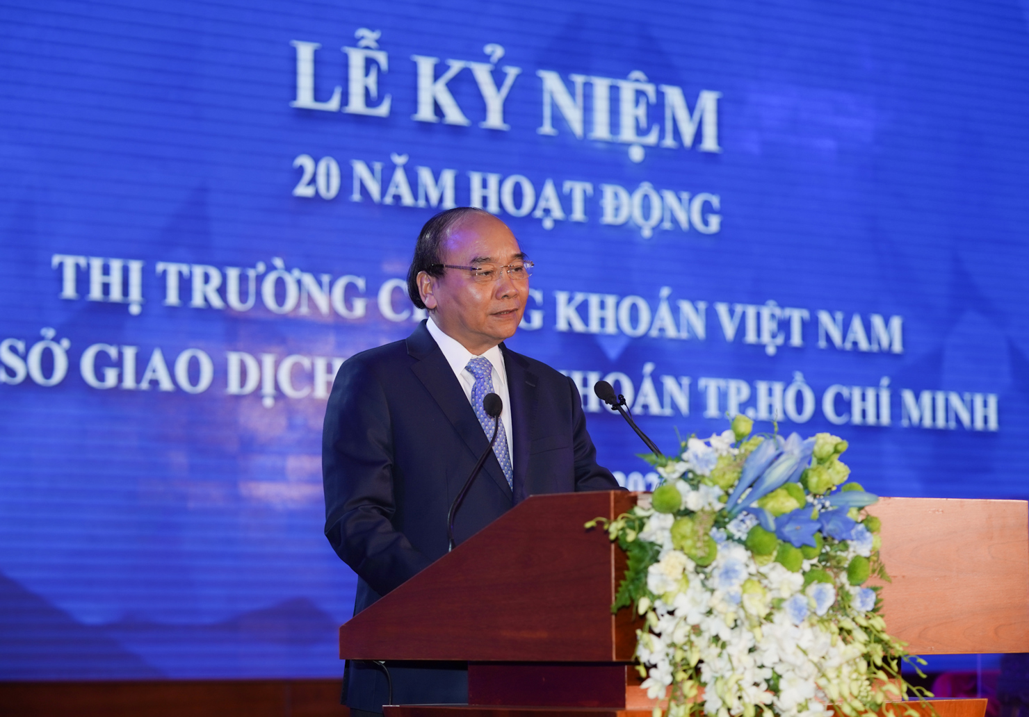 Thủ tướng Nguyễn Xuân Phúc phát biểu tại lễ kỷ niệm 20 năm thị trường chứng khoán Việt Nam. Nguồn: chinhphu.vn
