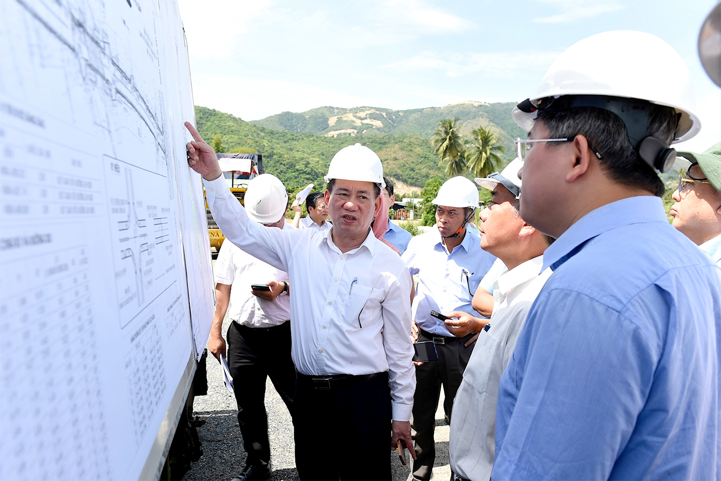 Bộ trưởng Hồ Đức Phớc kiểm tra giải ngân vốn đầu tư công năm 2022 tại tỉnh Khánh Hòa