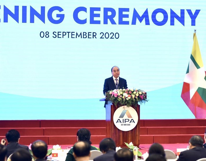 Thủ tướng Chính phủ Nguyễn Xuân Phúc, Chủ tịch ASEAN 2020 phát biểu chào mừng Đại hội đồng Liên nghị viện Hiệp hội Các quốc gia Đông Nam Á (AIPA).