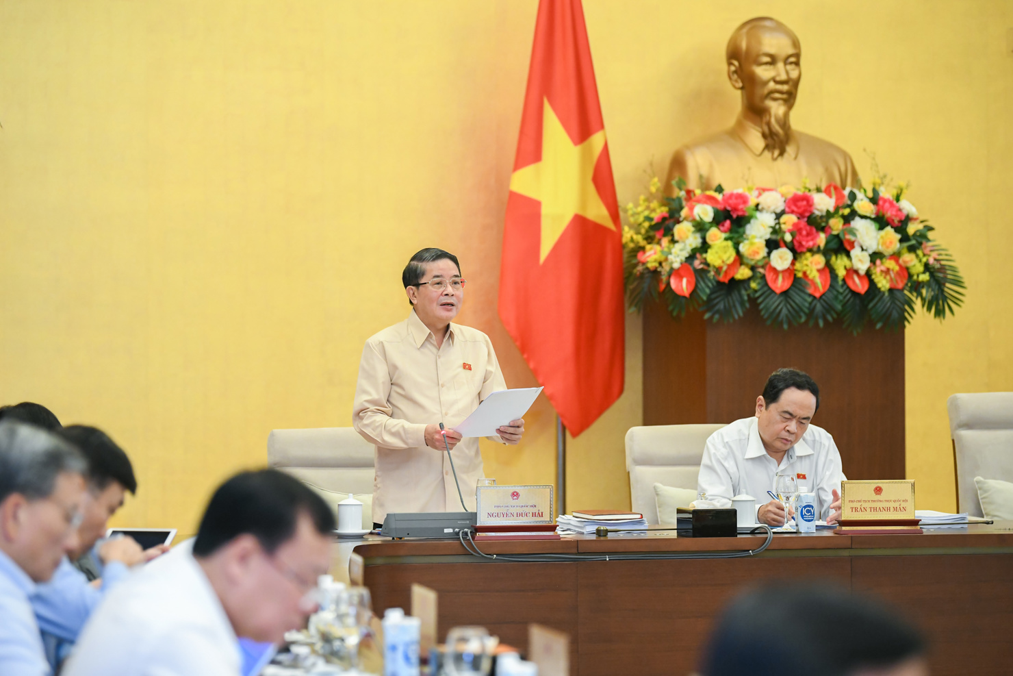 Phó Chủ tịch Quốc hội Nguyễn Đức Hải kết luận nội dung về tình hình thực hiện NSNN năm 2022, dự toán NSNN và phương án phân bổ NSNN trung ương năm 2023 tại Phiên họp thứ 16.