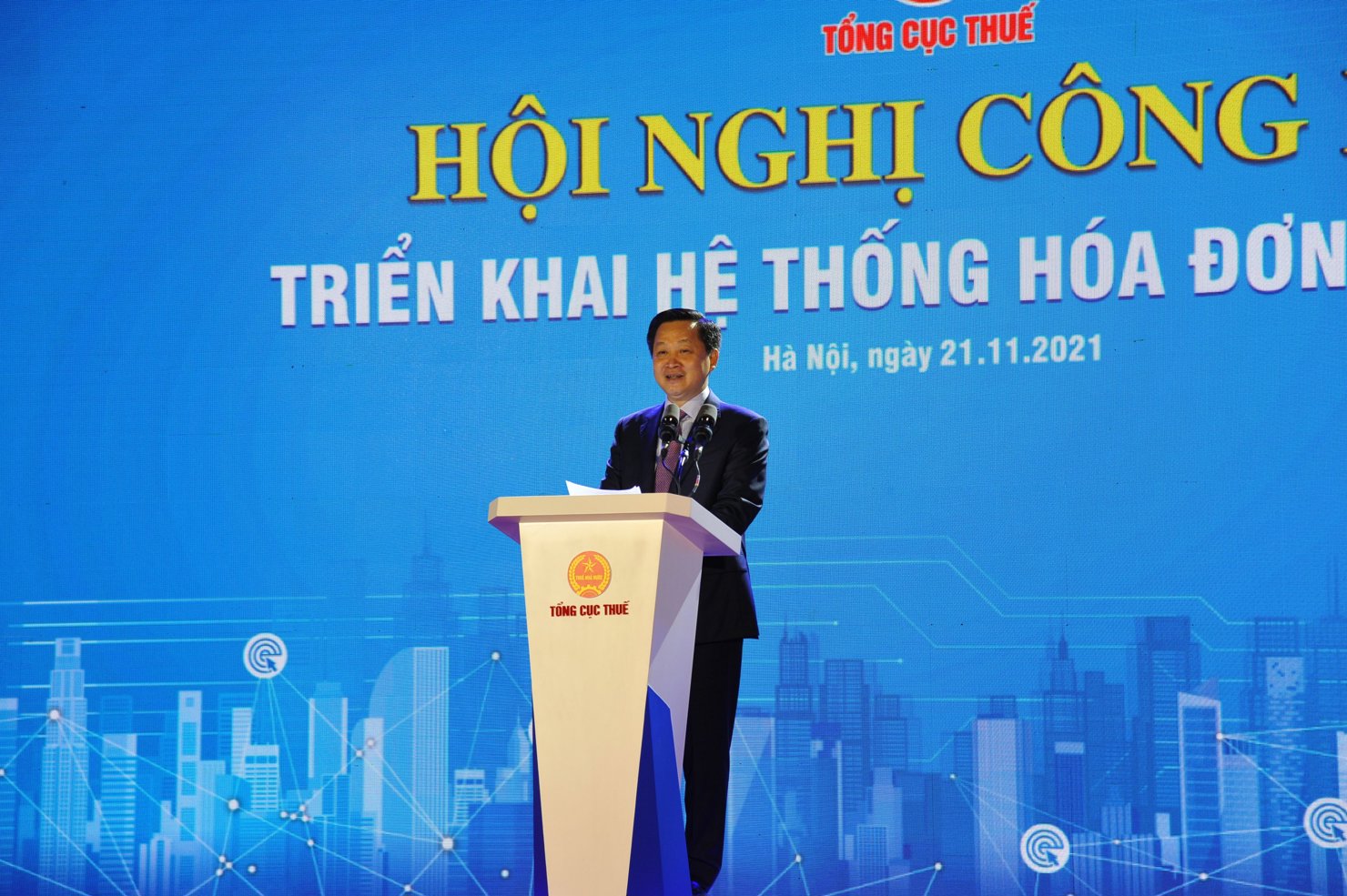 Phó Thủ tướng Chính phủ Lê Minh Khái phát biểu chỉ đạo Hội nghị trực tuyến toàn quốc công bố triển khai Hệ thống hóa đơn điện tử.