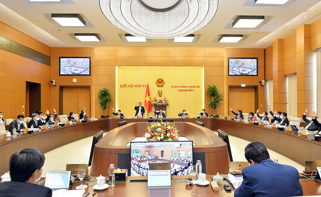 Ủy ban Thường vụ Quốc hội biểu quyết nội dung ký hiệp định giữa Việt Nam - Hàn Quốc.