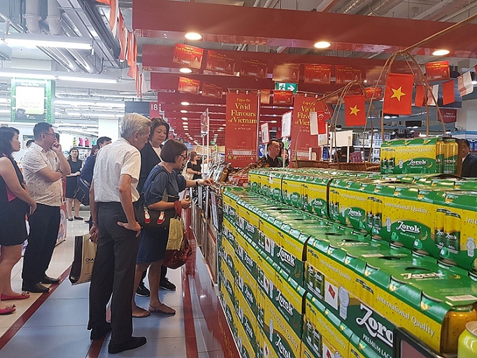 Hàng Việt xuất khẩu qua hệ thống siêu thị tại Singapore. Nguồn: Báo Công thương