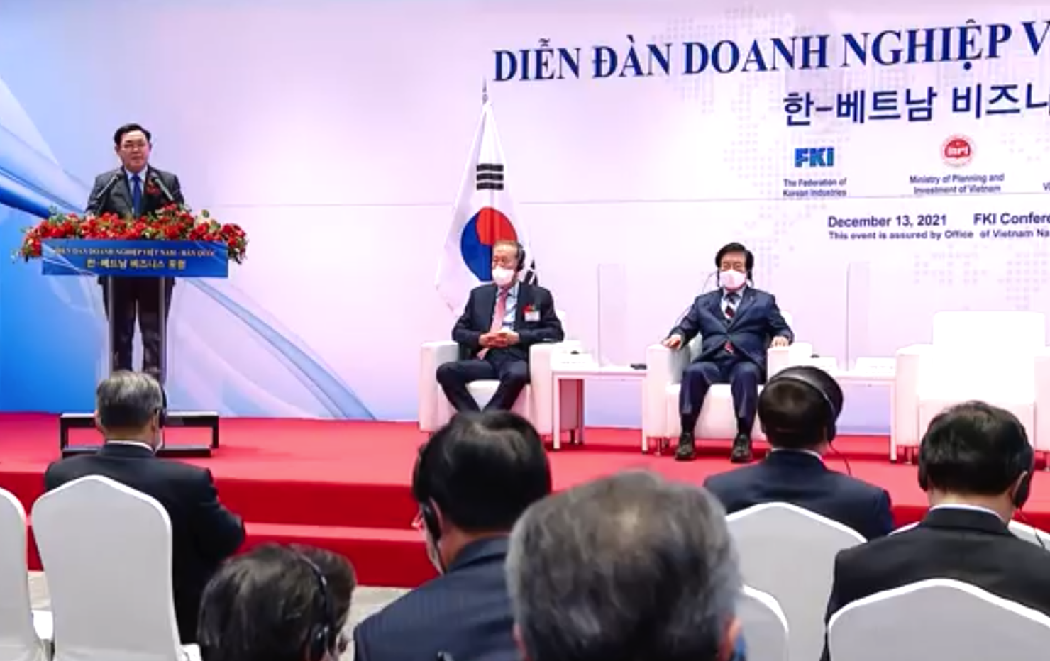 Chủ tịch Quốc hội Vương Đình Huệ phát biểu tại Diễn đàn doanh nghiệp Việt Nam - Hàn Quốc.