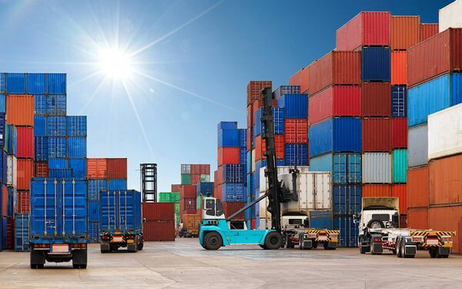 Xuất nhập khẩu hàng hóa của Việt Nam đạt kỷ lục mới với 668,5 tỷ USD