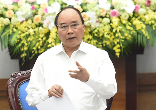 Thủ tướng Nguyễn Xuân Phúc phát biểu kết luận phiên họp Chính phủ thường kỳ tháng 10/2016. Nguồn: Internet