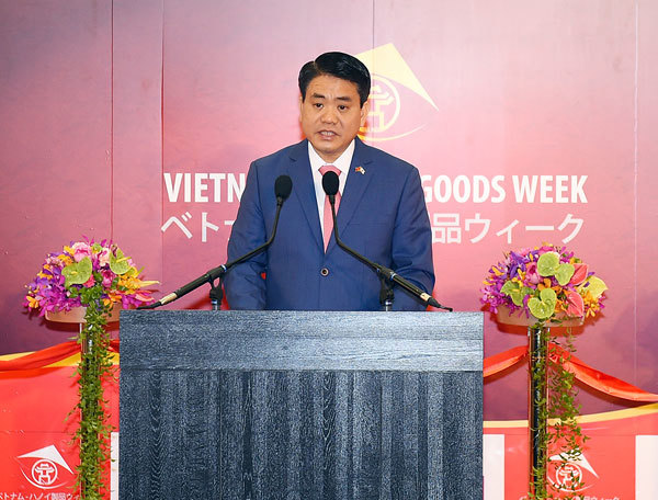 Chủ tịch UBND TP. Hà Nội Nguyễn Đức Chung phát biểu tại lễ khai mạc sự kiện tuần hàng Việt Nam tại Nhật Bản ngày 7/6/2017. Nguồn: Báo Chính phủ