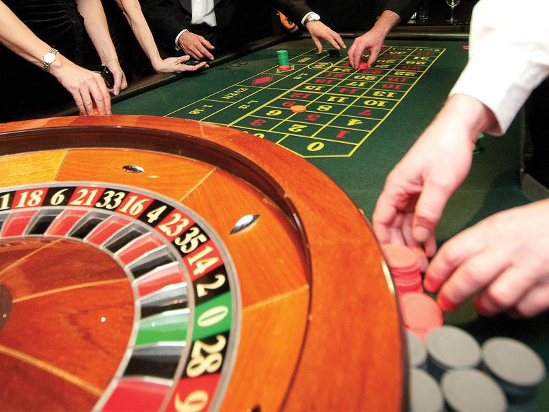 Người Việt vào chơi casino phải có hồ sơ chứng minh thu nhập. Nguồn: Internet