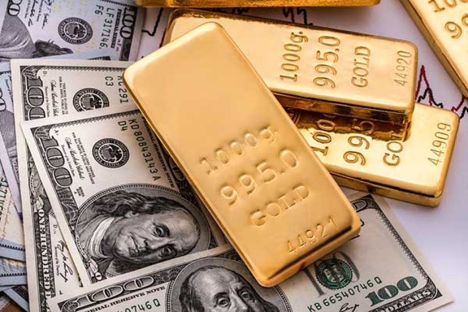 Giá vàng thế giới giảm xuống mức thấp nhất trong 3 tuần, trước sự tăng giá của đồng USD so với đồng Euro. (Nguồn: FSM News)