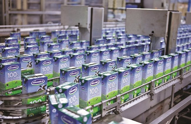 Quỹ ngoại F&N Dairy Investments Pte. Ltd thuộc tập đoàn đồ uống Singapore F&N của tỷ phú Thái Lan Charoen Sirivadhanabhakdi vừa tiếp tiệc đăng ký mua vào hơn 14,5 triệu cổ phiếu VNM của Công ty cổ phần sữa Việt Nam (Vinamilk). Nguồn: Internet