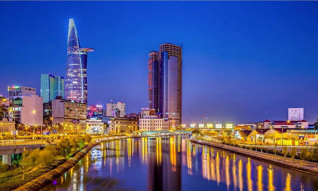 Phát triển vùng TP. Hồ Chí Minh trở thành một vùng kinh tế hiện đại, trung tâm kinh tế lớn của cả nước và khu vực Đông Nam Á. Nguồn: Internet