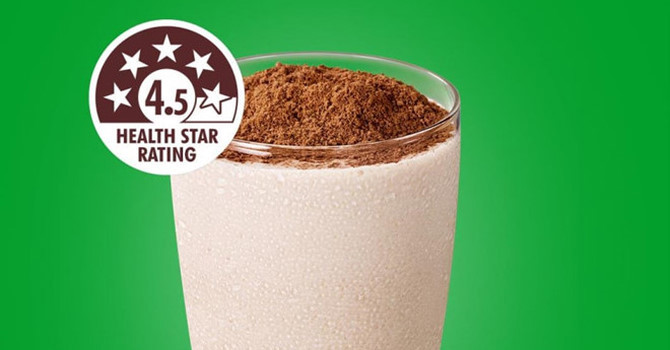 Việc Nestlé bỏ nhãn đánh giá 4,5 sao tốt cho sức khỏe trên sản phẩm Milo bột hộp thiếc đang thu hút sự quan tâm, chú ý của người tiêu dùng. Nguồn: Internet