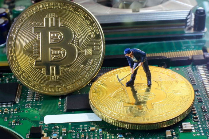 Các loại tiền ảo như Bitcoin có thể “áp đảo và phá vỡ” hệ thống internet. Nguồn: Internet