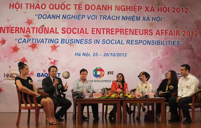 Đại diện Tập đoàn Bảo Việt tham gia Hội thảo quốc tế Doanh nghiệp xã hội năm 2012