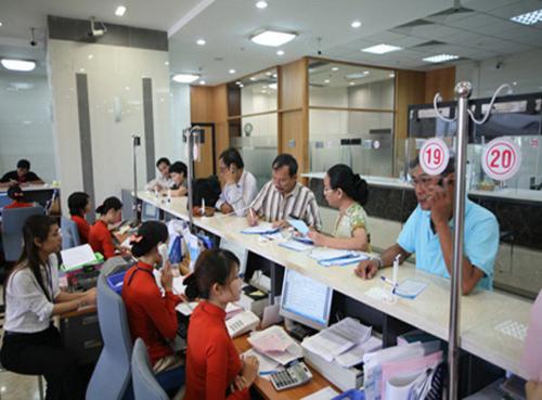 Kiểm tra tính hợp pháp của chứng từ trước khi giải quyết hoàn thuế GTGT. Nguồn: baohaiquan.vn