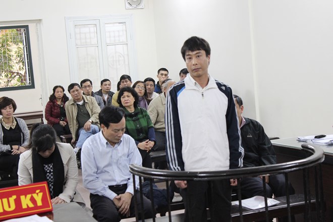 Các bị cáo trong phiên xét xử. Nguồn: tinnhanhchungkhoan.vn