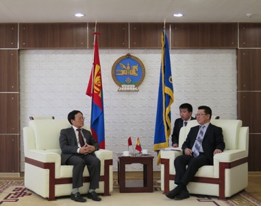 Thứ trưởng Nguyễn Công Nghiệp hội đàm với Thứ trưởng
Bộ Chiến lược và Tài chính Hàn Quốc Sung-Sô Eun. Nguồn: mof.gov.vn