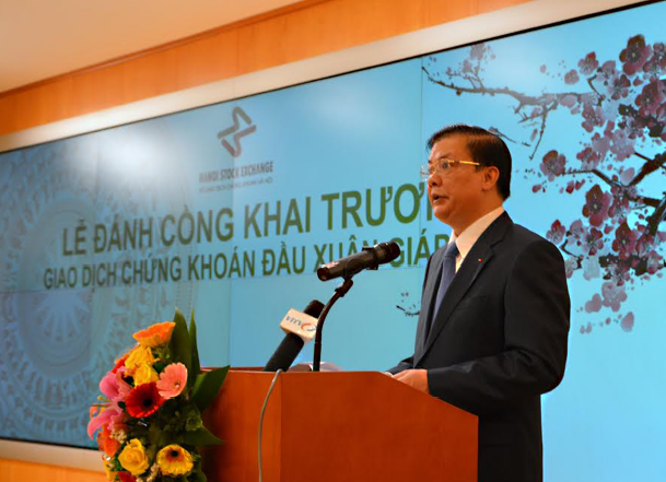 Bộ trưởng Đinh Tiến Dũng phát biểu chỉ đạo ngành Chứng khoán tại HNX, ngày 8/2/2014. Nguồn: internet