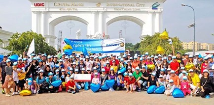 Hơn 300 cán bộ, nhân viên Bảo Việt cùng gia đình đã tham gia chương trình Terry Fox Run 2013. Nguồn: internet