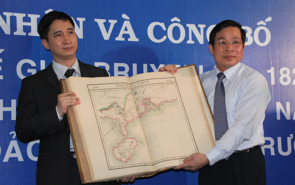 Bộ Atlas Thế giới là tài liệu vô giá cho công cuộc đấu tranh bảo vệ chủ quyền biển đảo thiêng liêng của Tổ quốc Việt Nam. Nguồn: internet