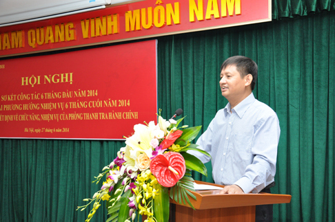 Chánh Thanh tra Bộ Tài chính Trần Văn Vượng trình bày báo cáo tại hội nghị. Nguồn: mof.gov.vn