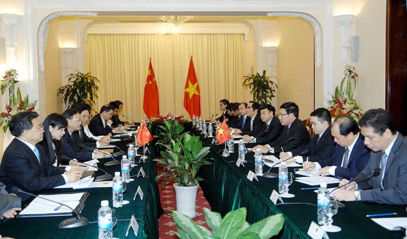 Phó Thủ tướng - Bộ trưởng Bộ Ngoại giao Phạm Bình Minh tiếp Ủy viên Quốc vụ Trung Quốc Dương Khiết Trì. Nguồn: internet