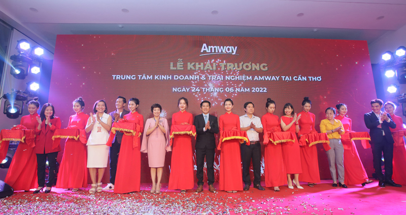 Trung tâm kinh doanh và trải nghiệm Amway tại Cần Thơ toạ lac tại số 449 – 451 đường 30 Tháng 4, phường Hưng Lợi, quận Ninh Kiều, TP. Cần Thơ.