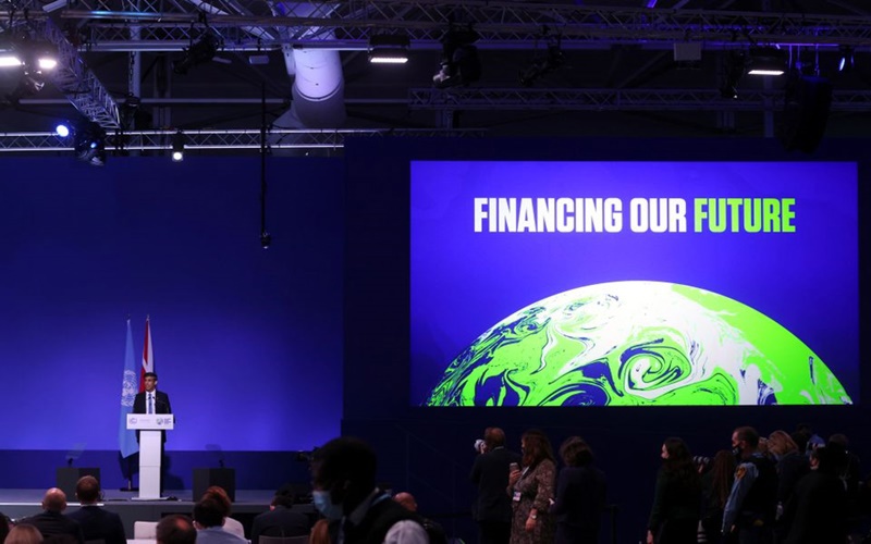 Bộ trưởng Tài chính Anh Rishi Sunak phát biểu tại COP26, ngày 3/11. (Ảnh: Reuters)