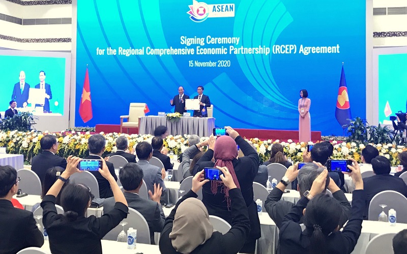 Hiệp định RCEP chính thức được ký kết ngày 15/11/2020 trong khuôn khổ Hội nghị cấp cao ASEAN lần thứ 37 tại Hà Nội. (Ảnh: TTXVN).