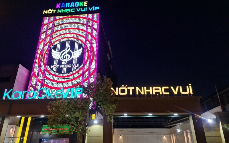 Karaoke được phép hoạt động trở lại tại Thành phố Hồ Chí Minh.