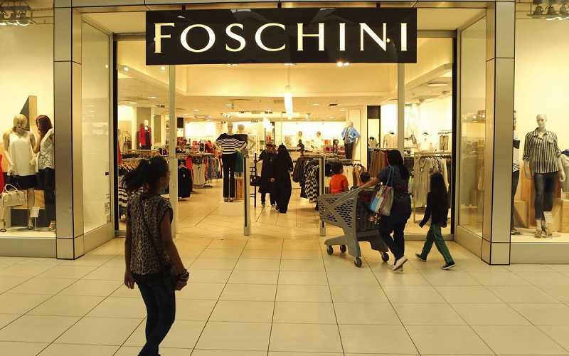 Bên trong một trung tâm mua sắm ở phía nam thành phố Johannesburg của Nam Phi. (Ảnh: Reuters)