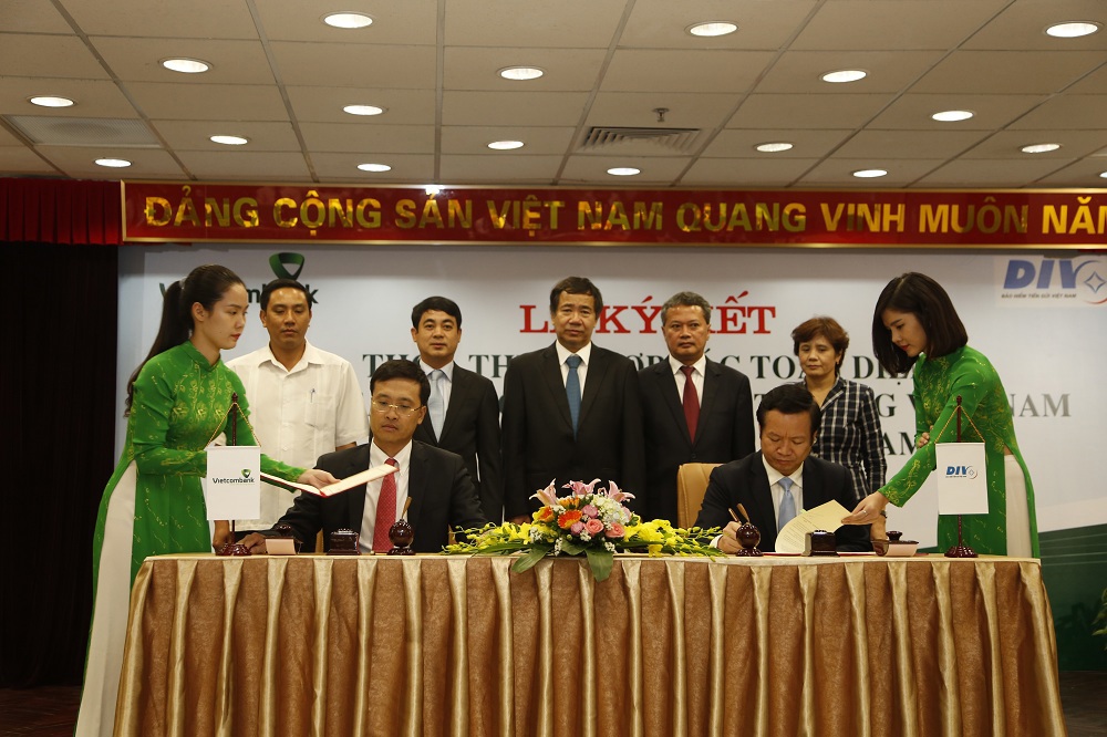 Lễ ký kết thỏa thuận hợp tác toàn diện giữa Bảo hiểm Tiền gửi Việt Nam và Ngân hàng TMCP Ngoại thương Việt Nam (Vietcombank). 