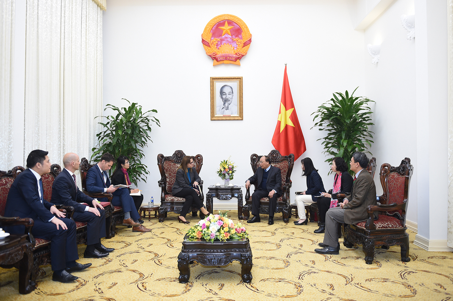 Thủ tướng Nguyễn Xuân Phúc tiếp Đại sứ Israel tại Việt Nam Meirav Eilon Shahar. Ảnh: VGP/Quang Hiếu 