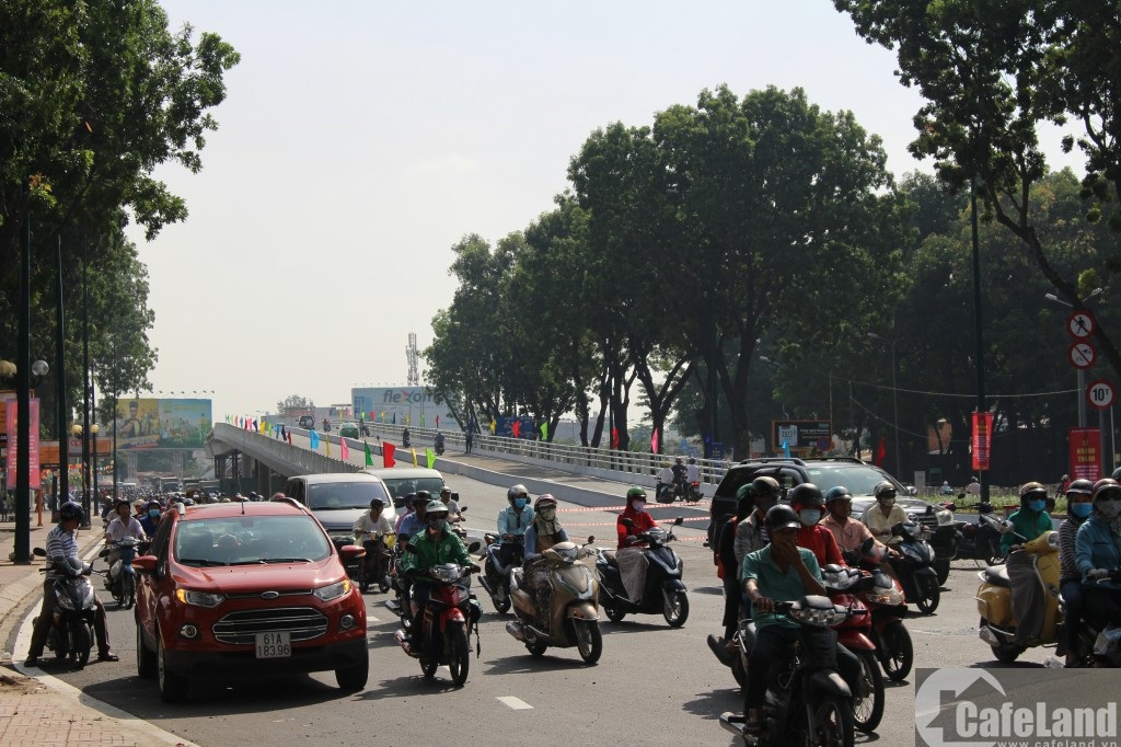  từ ngày 25/9, đoạn đường Hoàng Minh Giám dài gần 440m (từ cầu vượt Nguyễn Kiệm – Hoàng Minh Giám đến đường Đào Duy Anh, Phổ Quang) sẽ được nâng cấp mở rộng.