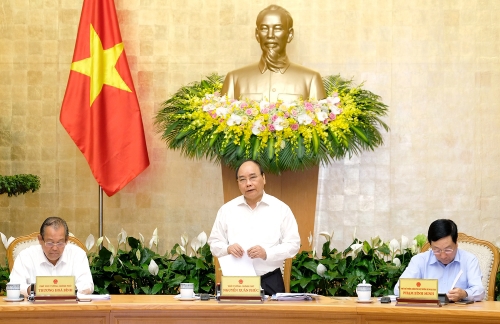 Thủ tướng Chính phủ Nguyễn Xuân Phúc phát biểu tại phiên họp Chính phủ thường kỳ tháng 4/2018 (Ảnh: VGP) 