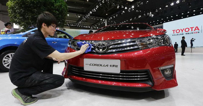 Ô tô Toyota bán chạy kỷ lục khi Mỹ - Trung đối đầu về thương mại.