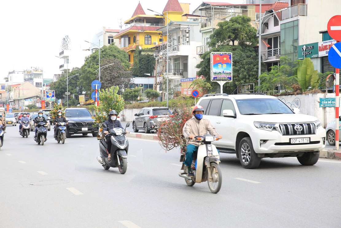 Thủ tướng Chính phủ yêu cầu tập trung chỉ đạo chăm lo đời sống, bảo đảm mọi người dân, mọi gia đình đều được vui Xuân, đón Tết. Nguồn: hanoimoi.com.vn