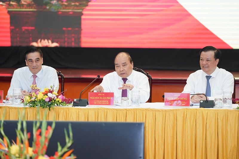 Thủ tướng Chính phủ Nguyễn Xuân Phúc tới dự và chủ trì tại hội nghị. Ảnh: VGP/Quang Hiếu