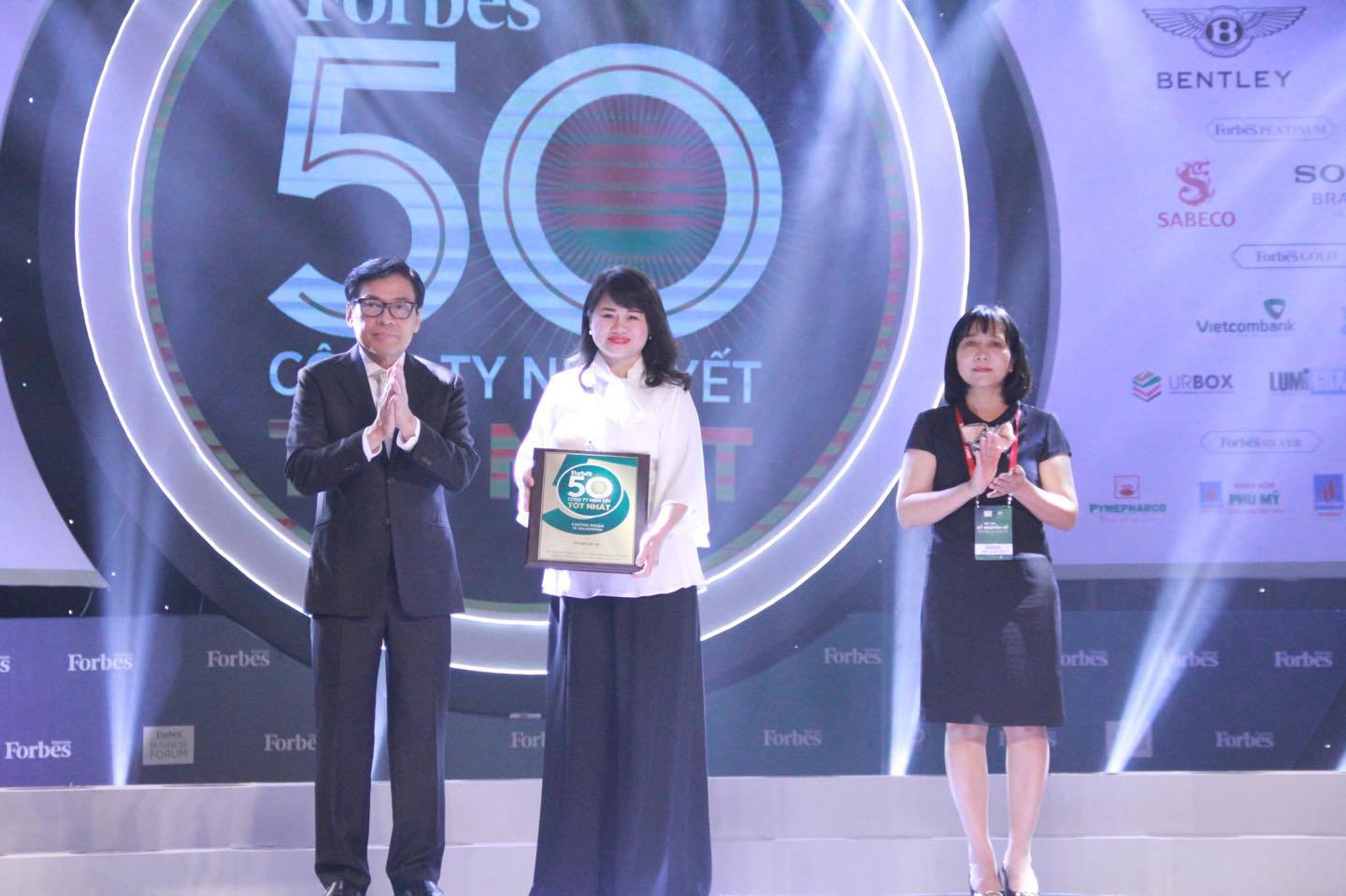 Anh 1. Bảo Việt được vinh danh Top50 công ty niêm yết tốt nhất Việt Nam năm thứ 7 liên tiếp.