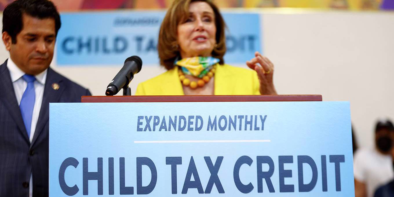 Chủ tịch Quốc hội Mỹ Nancy Pelosi phát biểu về Thuế tín dụng trẻ em. Nguồn: Getty Images