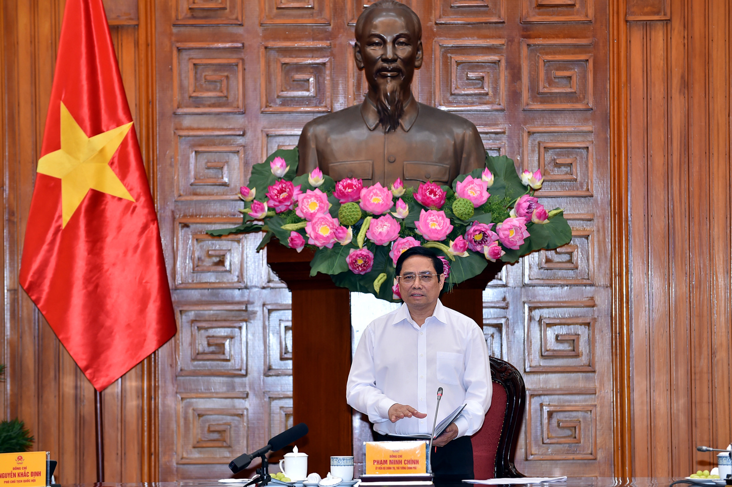 Thủ tướng Ch&iacute;nh phủ Phạm Minh Ch&iacute;nh ph&aacute;t biểu tại cuộc họp Ban Chỉ đạo quốc gia ph&ograve;ng chống, dịch bệnh COVID-19. Nguồn: VGP.