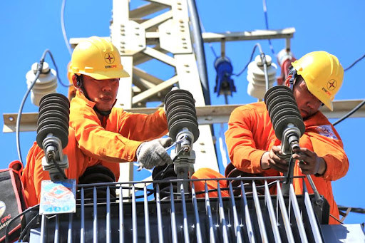 Thủ tướng Chính phủ giao Tập đoàn Điện lực Việt Nam chủ động trong công tác dự báo nhu cầu điện, theo dõi sát diễn biến nhu cầu điện trong năm 2022 và các năm tiếp theo.