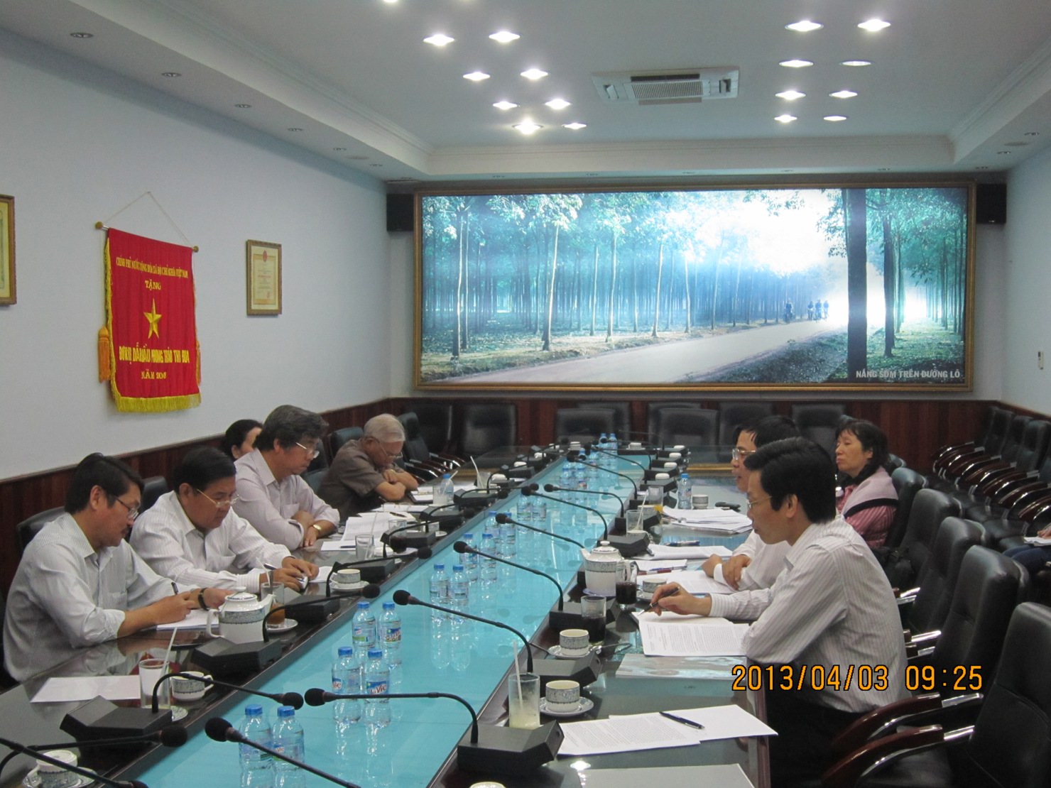 Ban Kinh tế Trung ương làm việc với Tập đoàn công nghiệp cao su Việt Nam