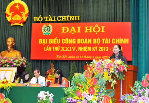 Phó Chủ tịch Tổng Liên đoàn Lao động Việt Nam Nguyễn Thị Thu Hồng phát biểu tại Đại hội. Nguồn: Mof.gov.vn