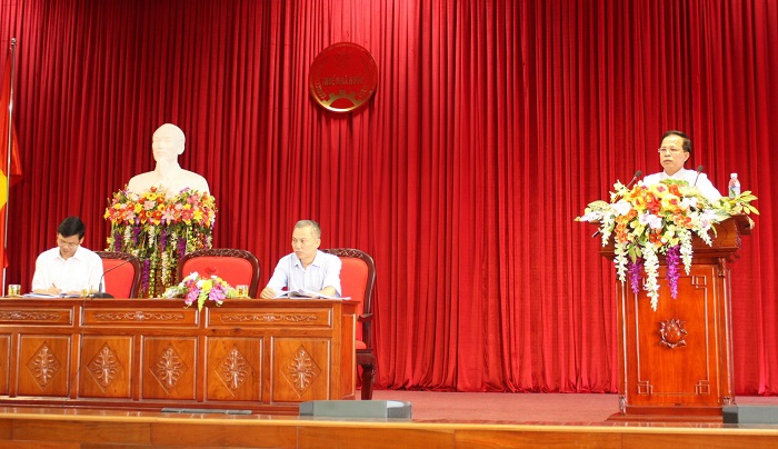 Đồng chí Đinh Nho Hậu – Cục trưởng Cục Thuế Hà Tĩnh phát biểu trước Hội nghị. Nguồn: hatinh.gdt.gov.vn