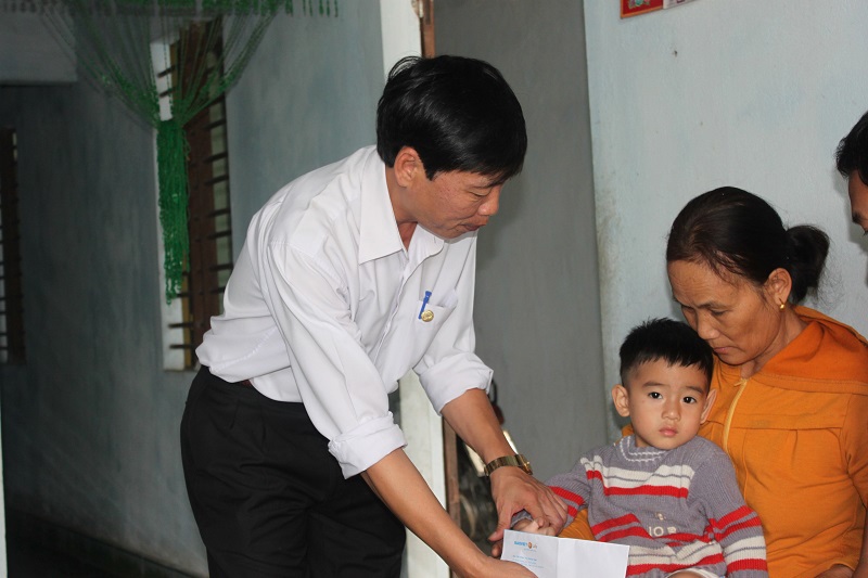 Bảo Việt Nhân thọ thăm gia đình chị Sen. Nguồn: baoviet.com.vn